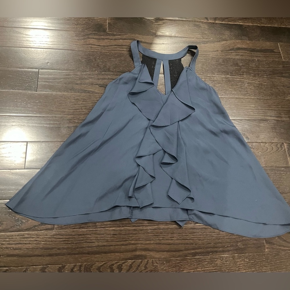 BCBGeneration Blue/Black Ruffle Lace Sleeveless Blouse sz Small